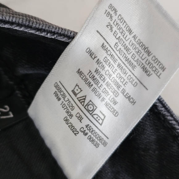 Hudson Jeans Collin Mid Rise Bootcut Flare Crop Distressed Black Jeans 27 NWT - Picture 10 of 10